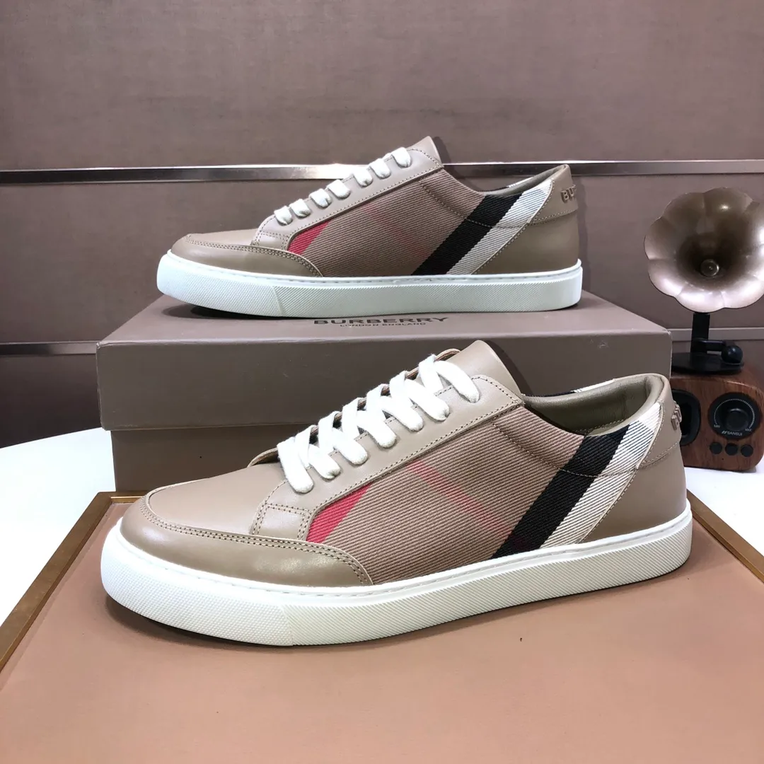 Men's shoes 💰480💰 [Burberry] (cowhide lining) classic low-top sneakers｜Imported cowhide with classic plaid fabric｜Cowhide lining｜Original outsole｜Fine workmanship and comfortable to wear Size: 38-44 (customized at 45)